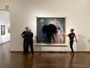 Clima, blitz attivisti contro quadro Klimt