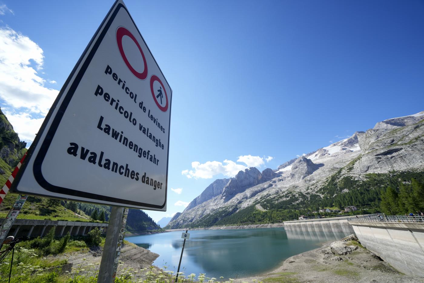 Caldo, ancora record sulla Marmolada: +14 gradi Caldo, ancora record sulla Marmolada: +14 gradi