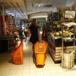 Istat, accelera carrello della spesa: +2,2% su anno