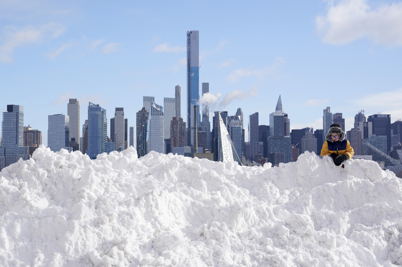 New York si prepara a tempesta neve del secolo New York si prepara a tempesta neve del secolo