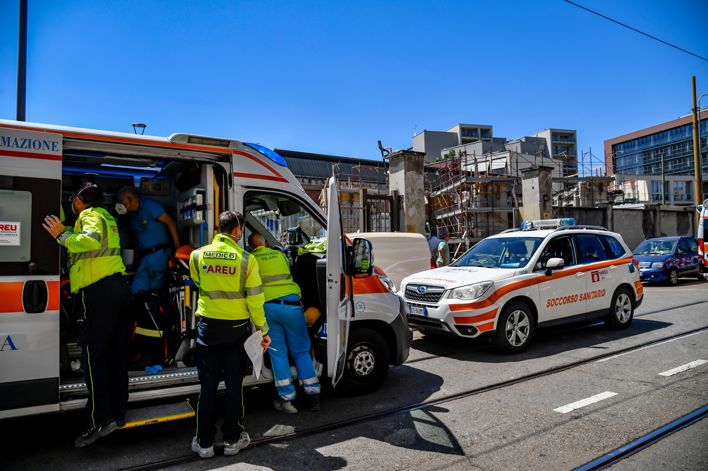 Avellino, operaio cade in vasca cemento e muore