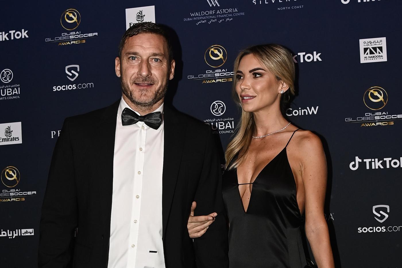 Totti, a Dubai prima uscita ufficiale con Noemi