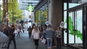 Starbucks, sciopero nazionale dei lavoratori in Usa