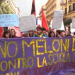 No Meloni Day, studenti a Napoli: “Stop alternanza scuola-lavoro”