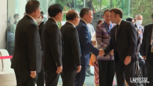 Ucraina, Macron a vertice Apec: “Guerra è anche affare Asia Pacifica”