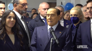 Manovra, Berlusconi: “Zero tasse a chi assume giovani”
