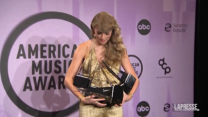 Taylor Swift sbanca gli American Music Awards