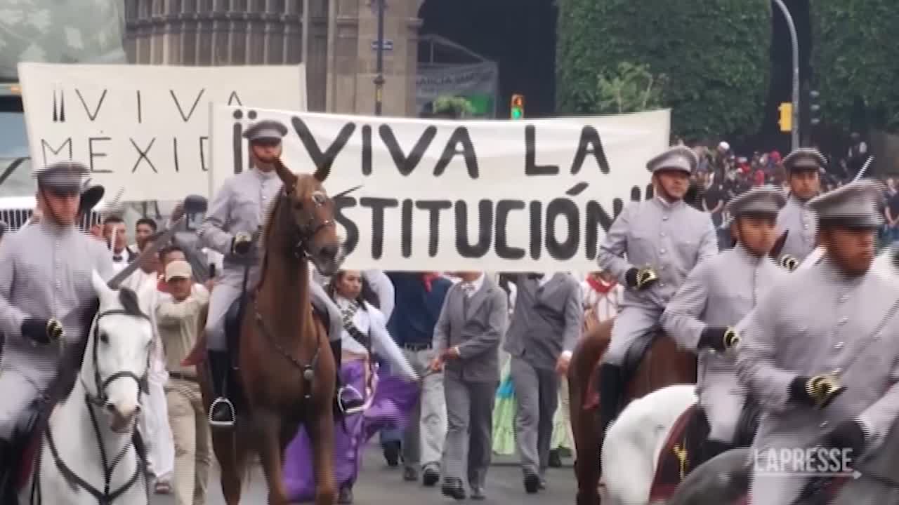 Messico, Paese in festa per il Revolution Day