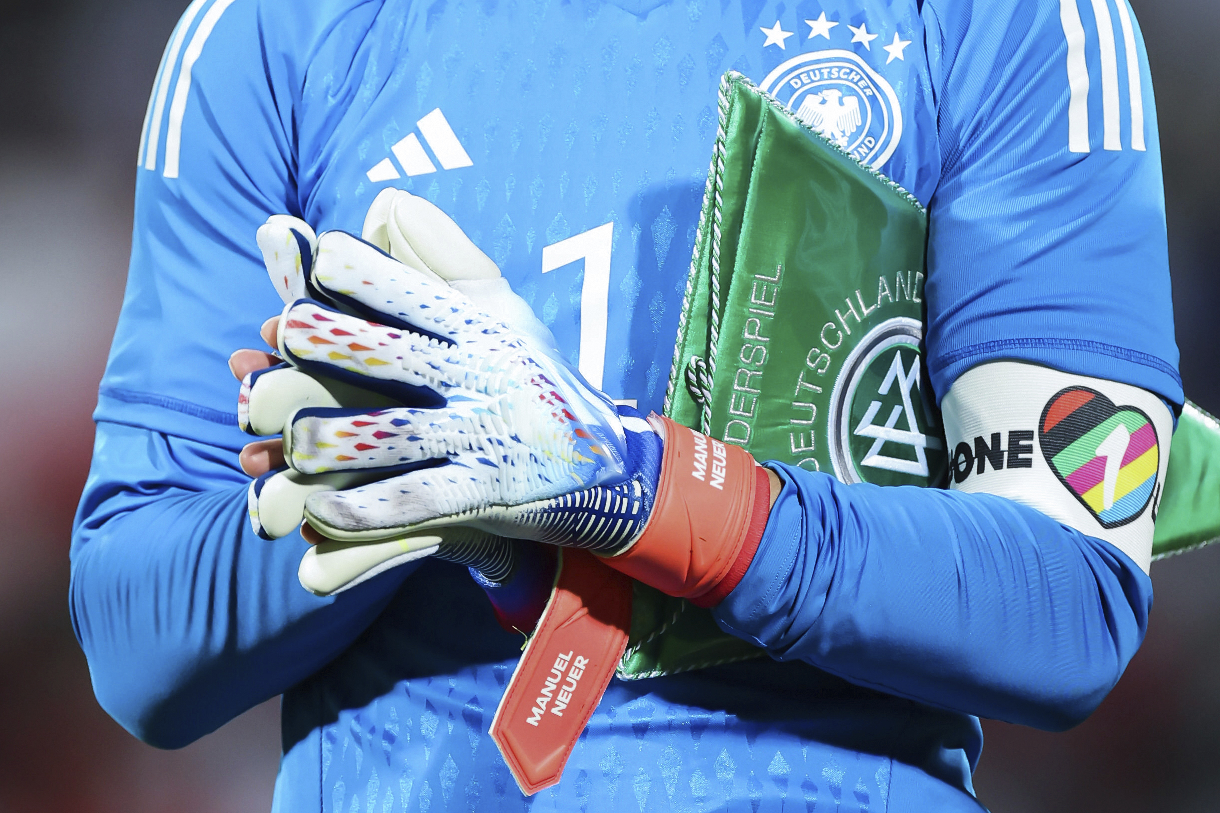 Qatar 2022, 7 squadre europee rinunciano a fascia arcobaleno