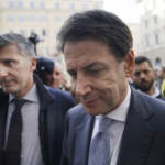 Manovra, Conte: “E’ guerra agli ultimi”