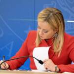 Manovra, Meloni: “Priorità a famiglie e fragili”
