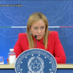 Reddito di cittadinanza, Meloni: “Stop nel 2024 per chi può lavorare”