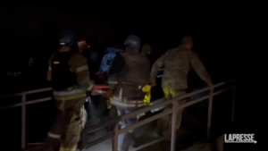 Ucraina, neonato ucciso da razzi russi: madre estratta viva dalle macerie