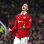 Cristiano Ronaldo, telefono rotto a tifoso: 2 turni stop