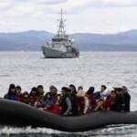 Migranti, naufragio al largo di Lesbo: 4 morti