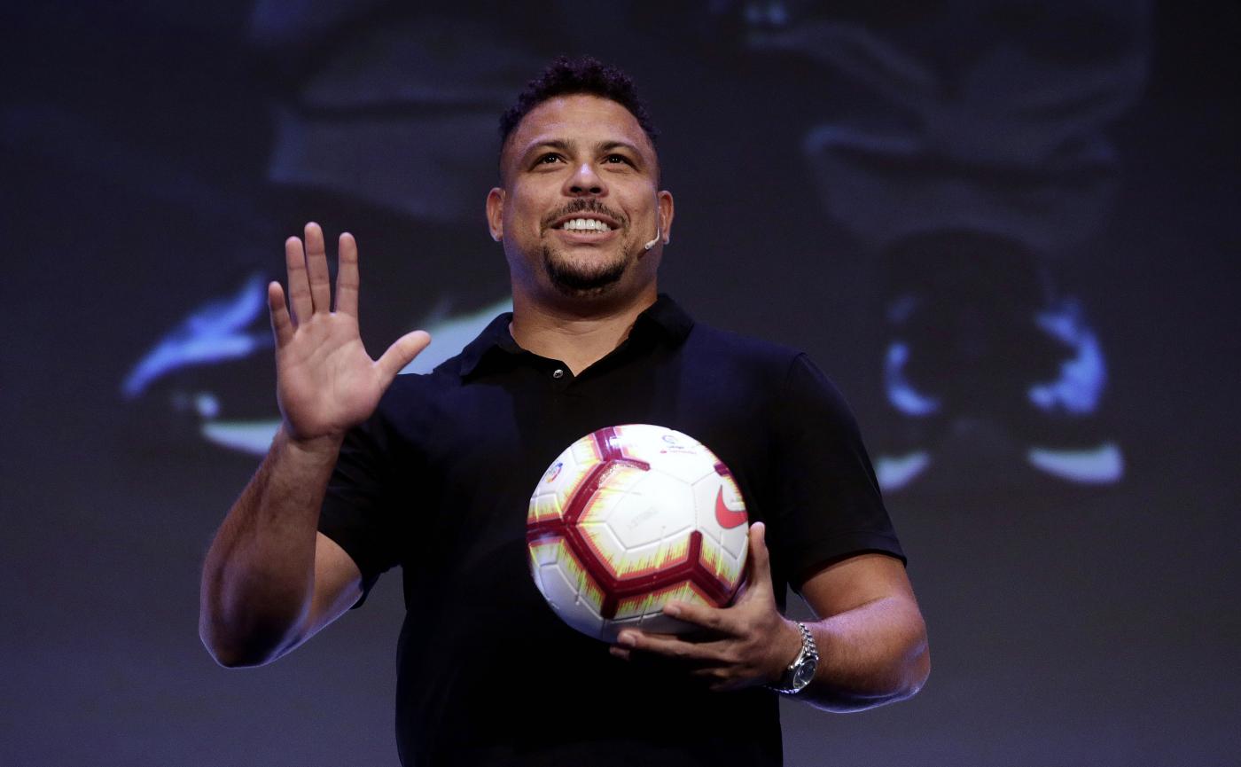 Qatar 2022, Ronaldo ha il Covid: niente stadio per Fenomeno