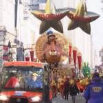 New York, migliaia di persone per il Thanksgiving