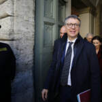 Violenza donne, Cantone: “Codice rosso funziona”