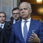 Migranti, Piantedosi: “Rapporti normalissimi con Francia”