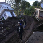 Indonesia, 100 bambini morti in terremoto Giava