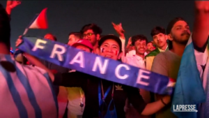 Qatar 2022, la festa dei tifosi francesi