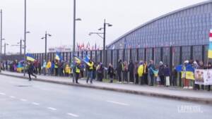 Ucraina, manifestazione davanti al quartier generale della NATO