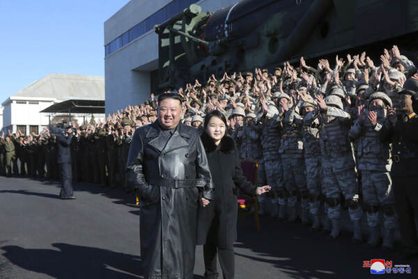 Corea del Nord, nuova apparizione figlia Kim Jong-Un