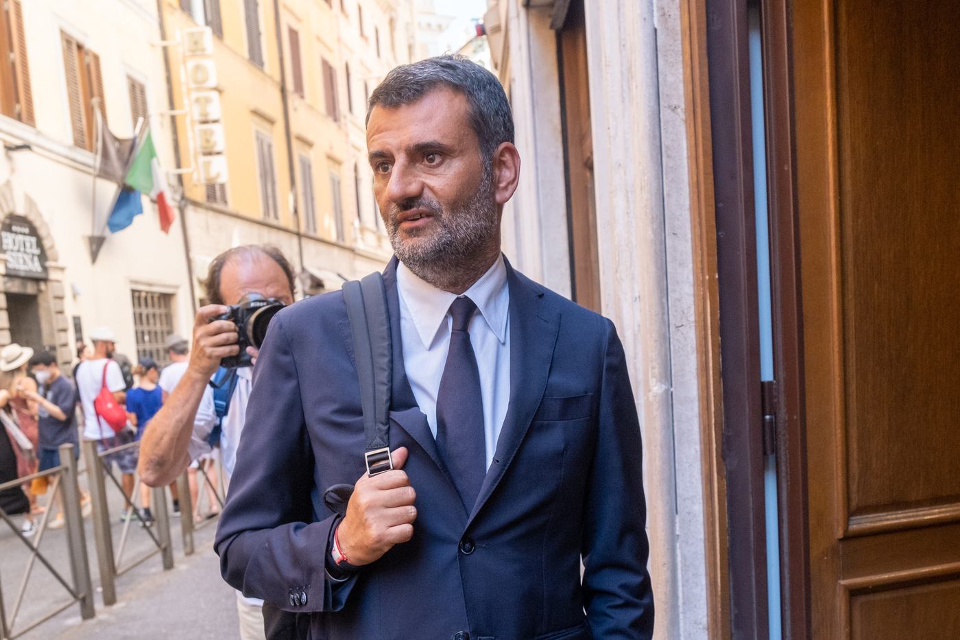Ischia, Decaro: “Pichetto Fratin si scusi”