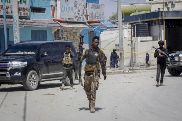 Somalia, finito assedio jihadisti in albergo a Mogadiscio