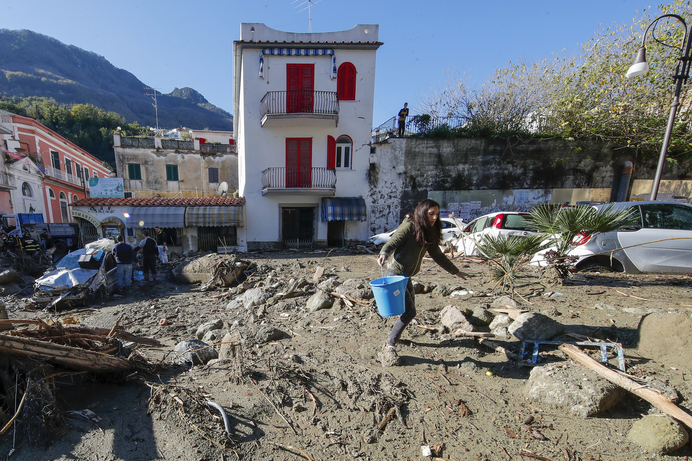 Ischia, polemica sulla pec 4 giorni prima