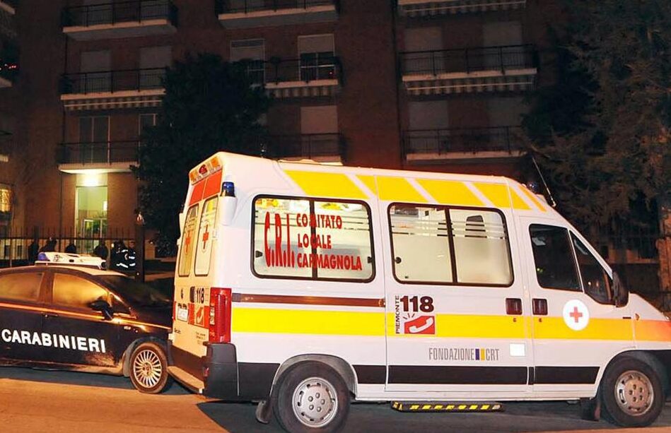 Iseo, 16enne muore travolto da 2 auto Iseo, 16enne muore travolto da 2 auto