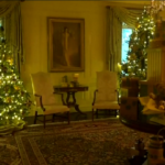 Usa, la Casa Bianca decorata per Natale