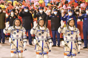China launches 3 astronauts to complete space station