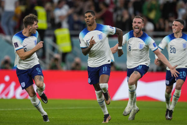 Mondial-2022: l’Angleterre bat le pays de Galles (3-0) et se qualifie pour les huitièmes de finale