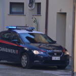Milano, danno fuoco a pasticceria: 5 arresti baby gang