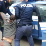 Milano, attivisti clima imbrattano sede Rai