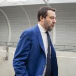 Porti, Salvini: “Massima attenzione, devono rimanere pubblici”