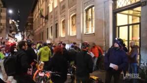 Milano, flash mob al Corriere della Sera sulla sicurezza stradale