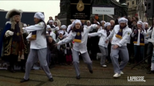 Germania, a Dresda il festival degli “stollen” natalizi