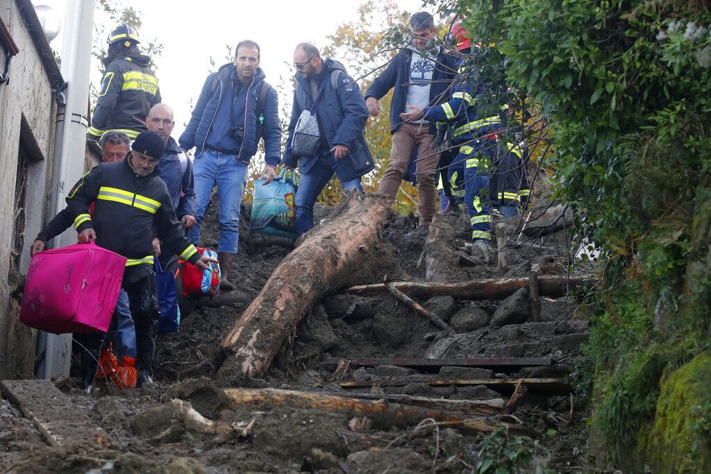Ischia, si cerca ancora l’ultima dipersa