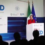 Migranti, Meloni: “Serve più Europa nei rimpatri”