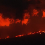 Hawaii, vulcano Manua Loa continua ad eruttare