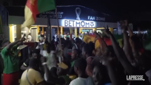 Qatar 2022, Camerun eliminato ma tifosi festeggiano vittoria sul Brasile