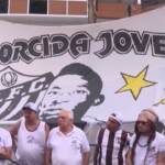 Pelé, tifosi pregano fuori da ospedale