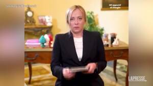 Manovra, Meloni: “Tra Reddito e rubare c’è opzione lavorare”