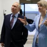 Russia, Putin firma legge contro ‘propaganda Lgbt’