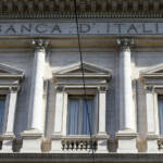 Manovra, bocciatura Bankitalia e polemica Fazzolari