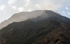 Stromboli, allerta per eruzione sale ad arancione