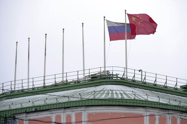Ucraina, Mosca: “Con Cina per affrontare sfide”