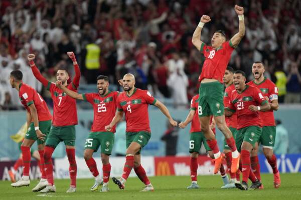 Mondial 2022: Le Maroc, fierté et porte-drapeau de plus d’un milliard d’Africains (Seattle Times)